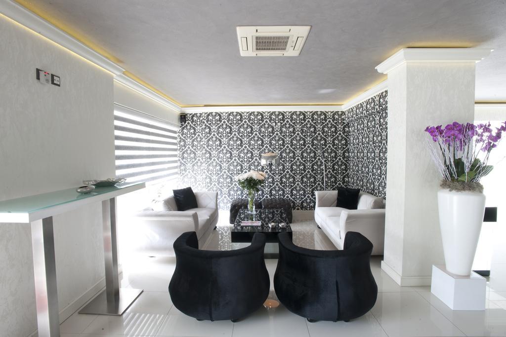 The Crystal Blue Hotel Athens Ngoại thất bức ảnh