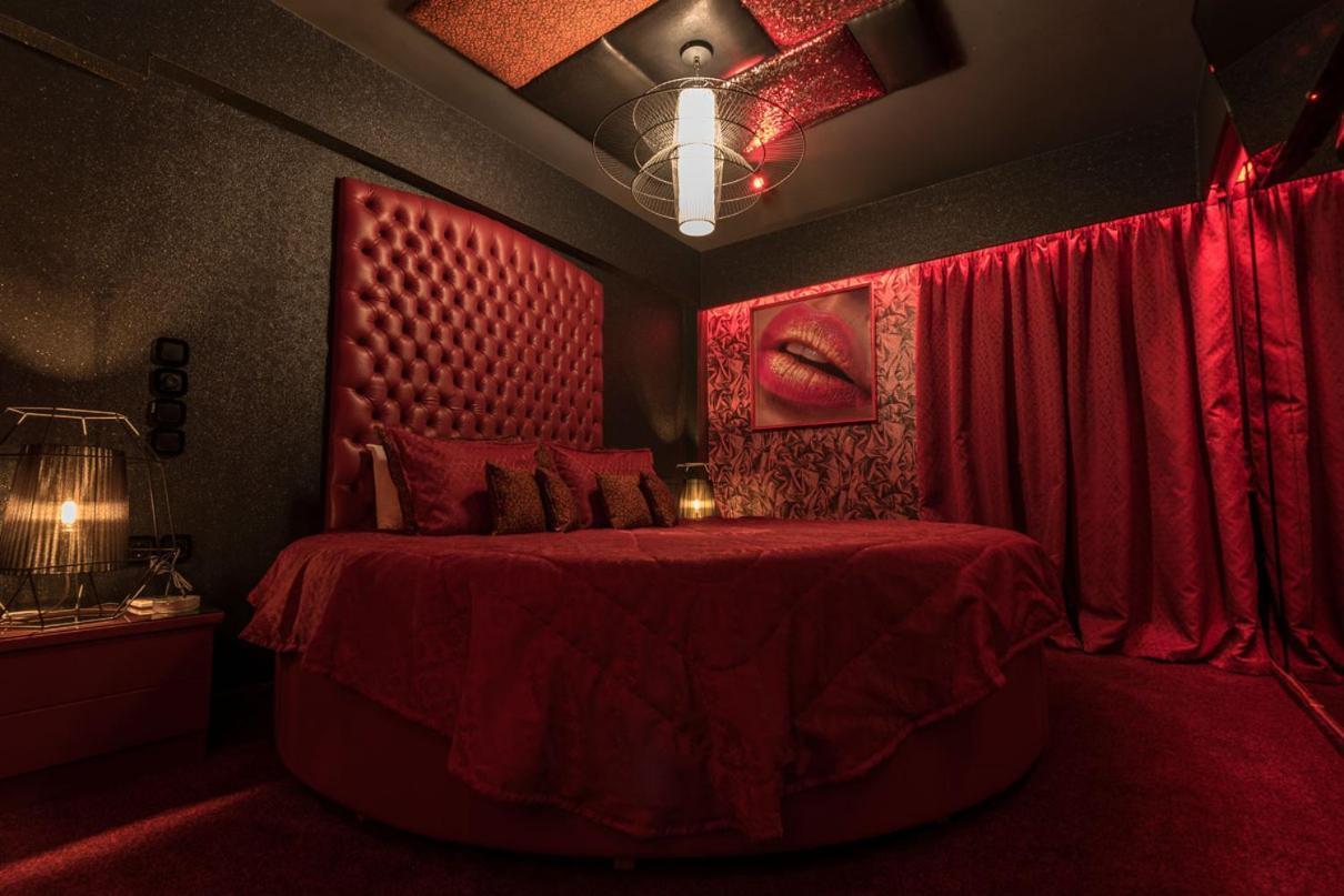 The Crystal Blue Hotel Athens Ngoại thất bức ảnh